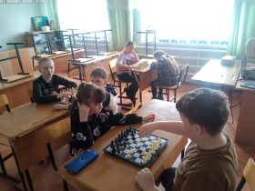 Соревнование по шахматам.